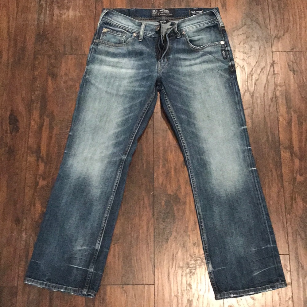 Men’s Silver Nash Jeans size 32/30 hem>28 inseam.